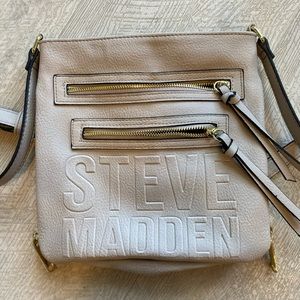 ✨Steve Madden Women’s bag✨